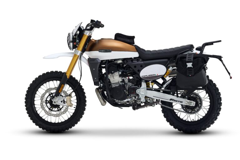 Explorer 500 studio (4)