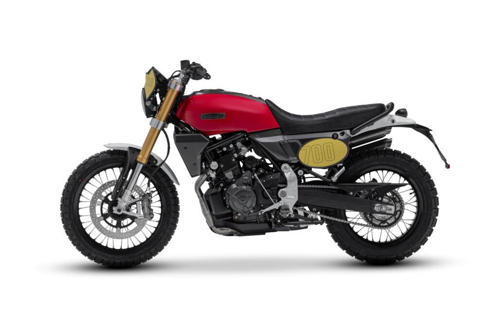 SCRAMBLER 700 (1)