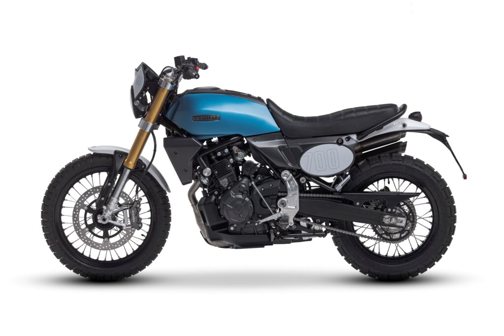 SCRAMBLER 700 (5)