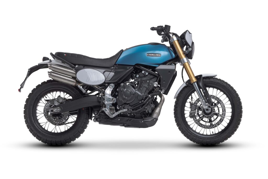 SCRAMBLER 700 (6)