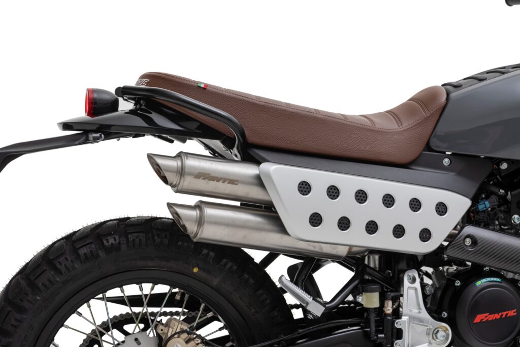 Caballero 125 Deluxe MY25 grey (8)