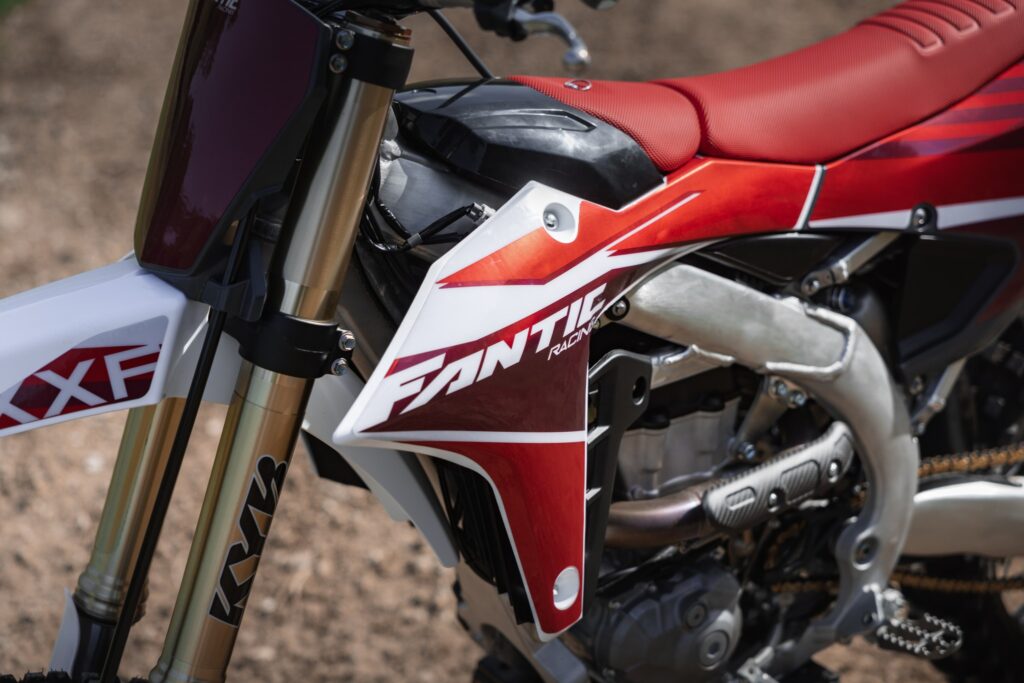 XXF 450 2025 ambient (1)