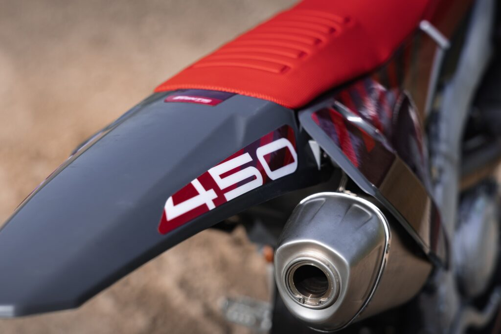 XXF 450 2025 ambient (3)