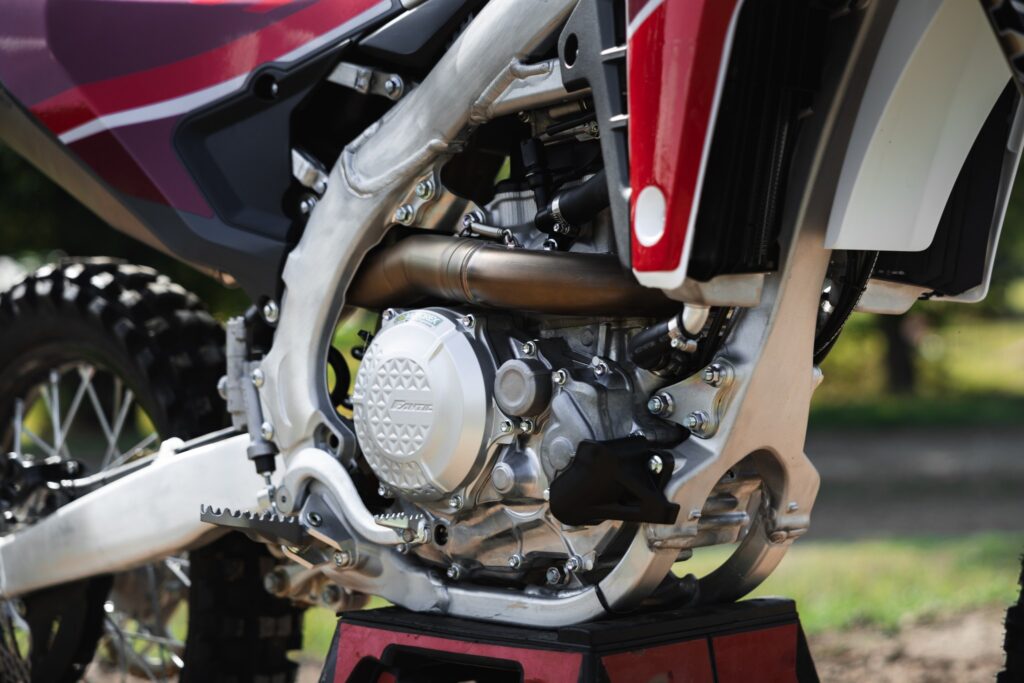 XXF 450 2025 ambient (7)