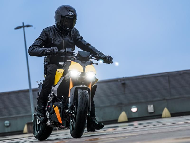 Fantic Stealth 125 Yellow 2026 (4)