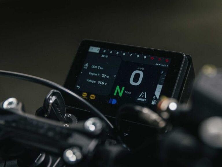 Fantic Stealth 125 Yellow 2026 (9)